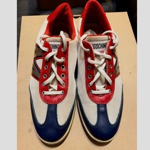 Moschino Sport Fashion Sneakers….Sz: 36….Preowned